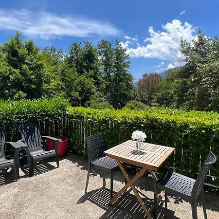 Casamacce Climatise Avec Terrasse, Small Comfortable Free Parking, Air-conditioned & Wifi Apartment *