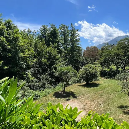 Apartment Casamacce Climatise Avec Terrasse, Small Comfortable Free Parking, Air-conditioned & Wifi