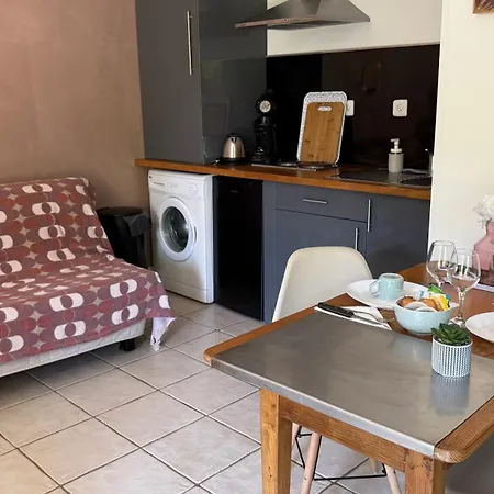 Casamacce Climatisé Avec Terrasse, Small Comfortable Free Parking, Air-conditioned&wifi Appartement